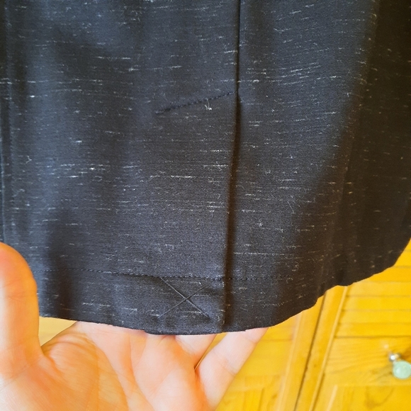 Reitmans Petite Black Stretchy Skirt - Picture 4 of 5